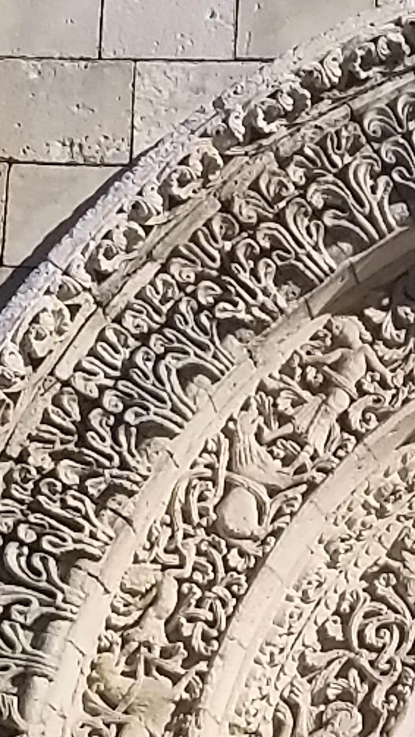 chateauneuf detail portail (1)